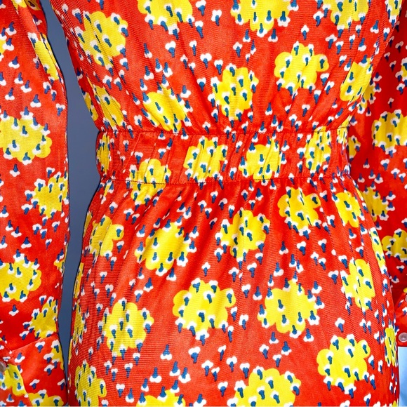 f u n k y :: True Vintage Mod Unique Floral Buttoned Shirt Dress - Picture 11 of 15